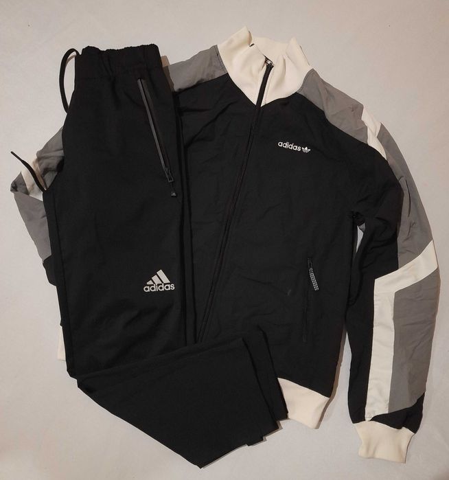 Adidas спортивный костюм