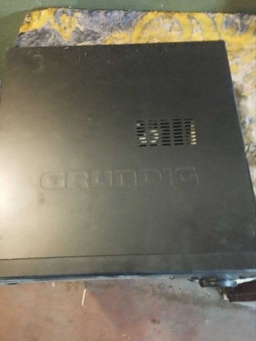 Продам відеомагнітофон