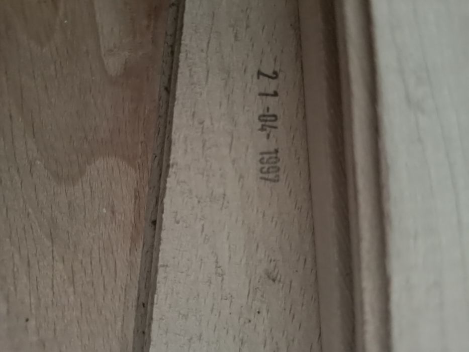 Parkiet bukowy z 1997r.  160m2