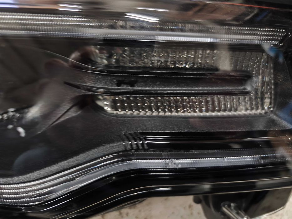 Lampa Prawa Jeep Grand Cherokee wk2 po 16