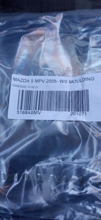 Прода  молдинг MAZDA 5 MPV лобового стекла, новый в упаковке 2005 год.