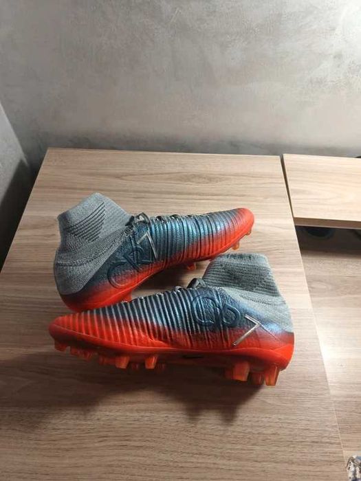Korki profesjonalne Nike Mercurial Superfly V AG-PRO rozmiar 40,5