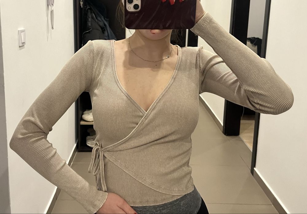 Блуза жіноча із завʼязкою