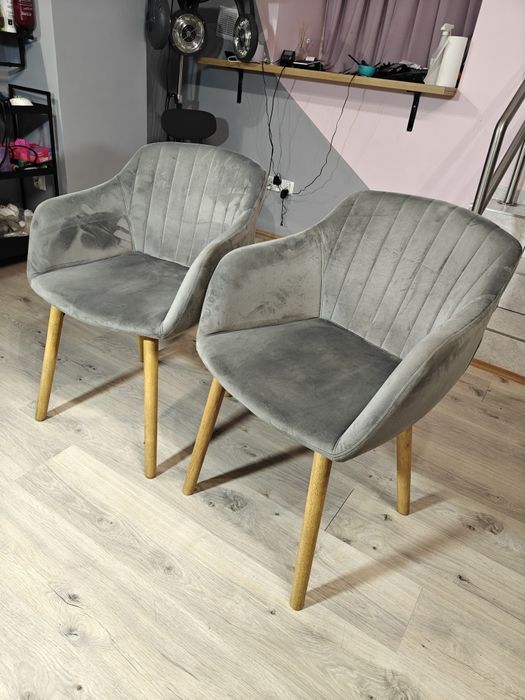 Fotele welurowe szare