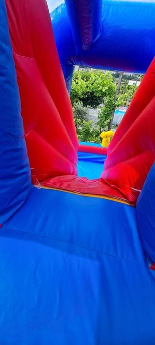 Insuflável de água