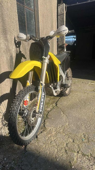 Suzuki RMZ 450 cc