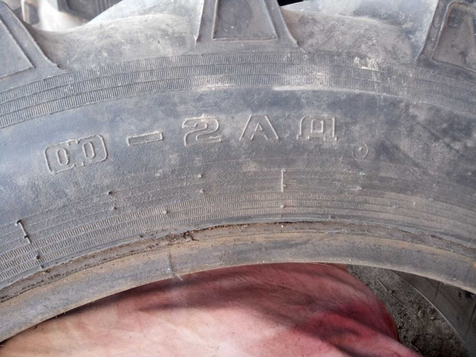 Шина  тракторна 9,5Х38 б/в