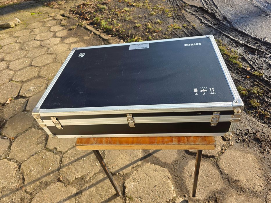 77x49x15 Walizka CASE skrzynia flightcase (dostępne więcej)
