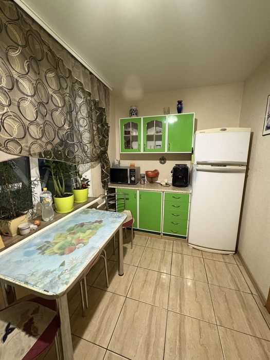 27000 у.о Продаж 3 кім квартири вул Богдана Завади 7/9