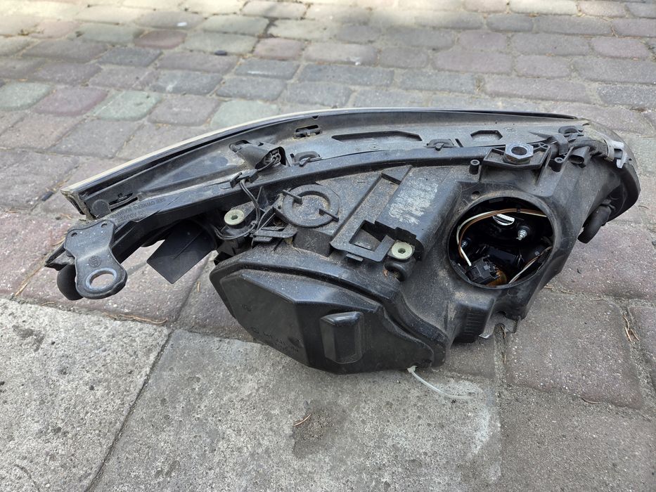 BMW e60 e61 lampa lewa przedlift bixenon d2s europa xenon
