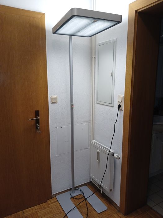 Лампа медична 10000 гривень