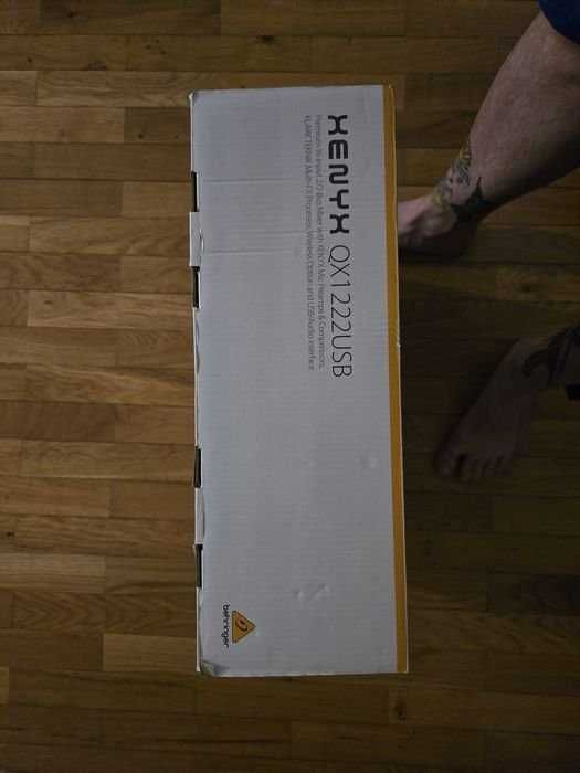 Mesa som Behringer Xenyx QX1222USB