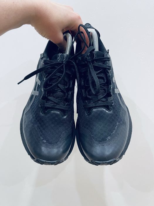Кросівки жіночі Asics Gel-trabuco 39.5р