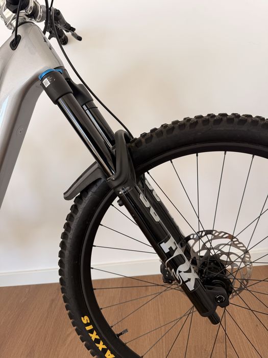 E-MTB DJI Amflow PL carbon (mullet)