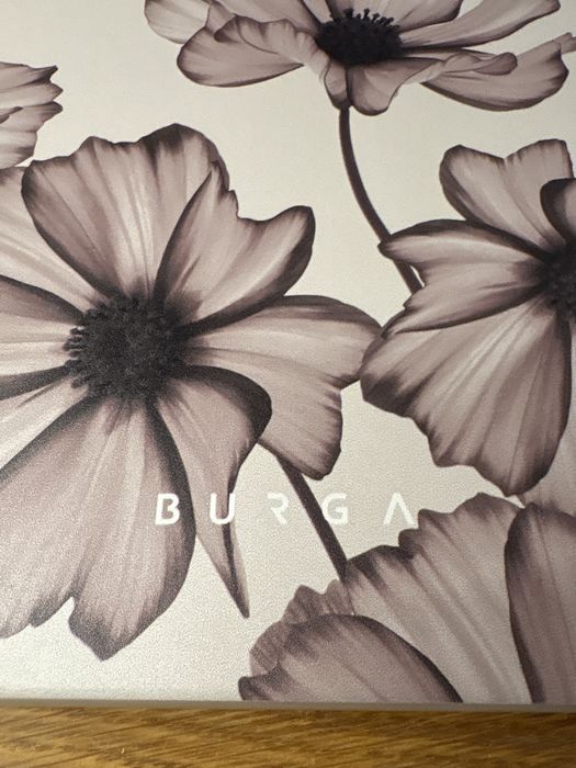 Twarde etui obudowa BURGA do MacBook Pro 16