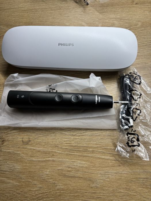 Philips Sonicare Advanced Whitening czarna - HX962K bluetooth z case.