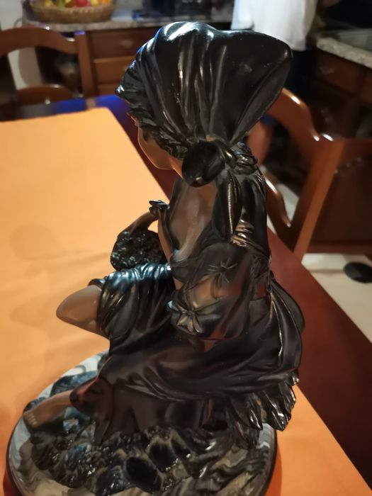 Peça Decorativa em mármore como nova