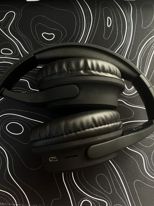 Навушники HOCO бездротові Bluetooth