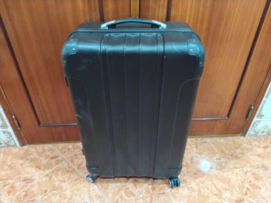 Mala malas de porão até 23 kg viagem carro casa quarto apartamento.