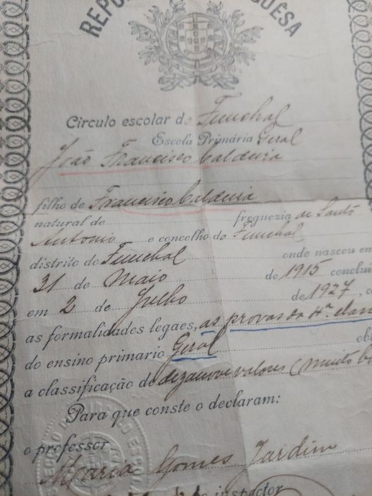 Certificado escolar antigo (anos 20)