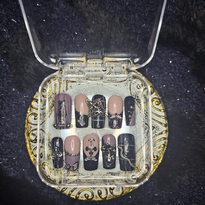 Violet Goth Lolita Press On Nails Set Tipsy Kwadraty