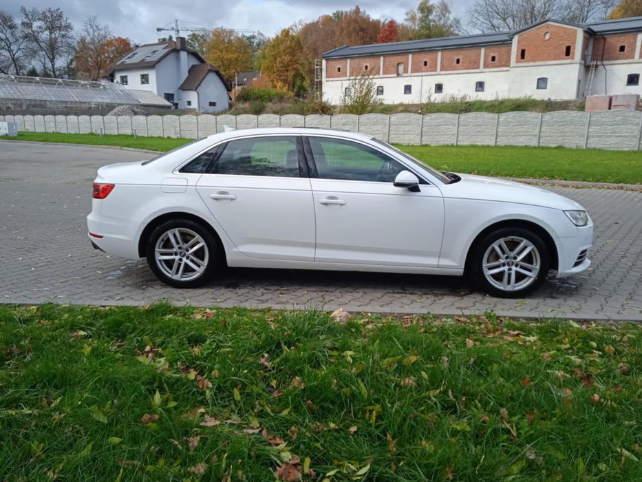 Audi A4 Limuzynę