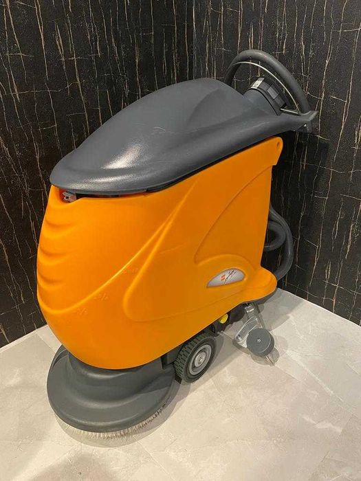 Maszyna Taski SWINGO 755 Elektryczna 230V jak nowa