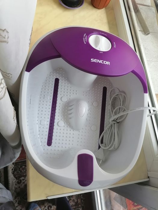 Масажорна ванночка для ніг для педикюру