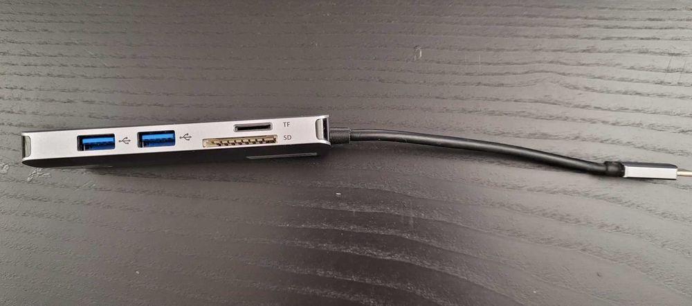 Hub USB-C D-Link DUB-M810 HDMI 4K 3xUSB 3.0 RJ45 Leitor SD/MicroSD