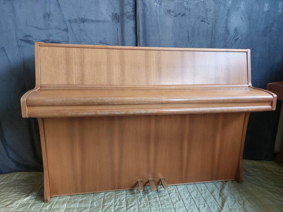 Pianino "Zeitter Winkelmann"