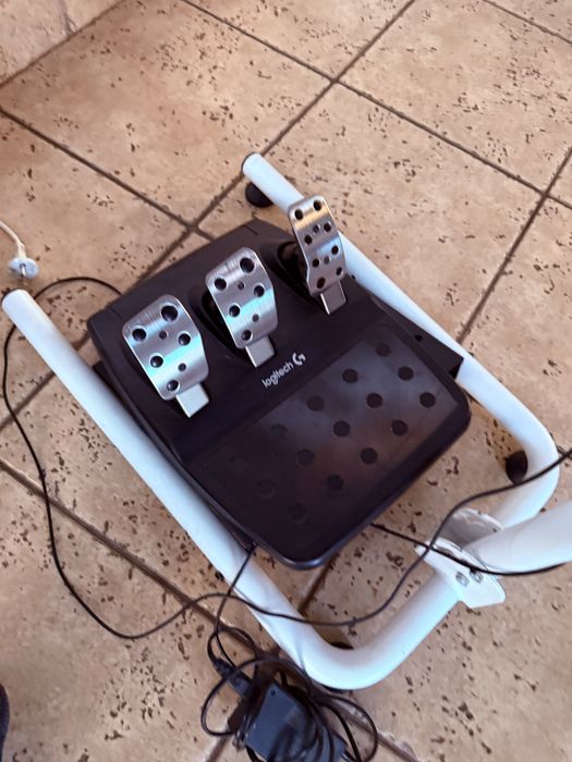 Kierownica Logitech G920 zestaw stojak+gra+shifter