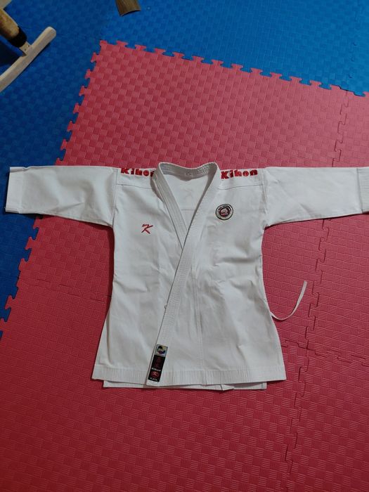 Продаю кимано для ката Кихон двухкольорове
