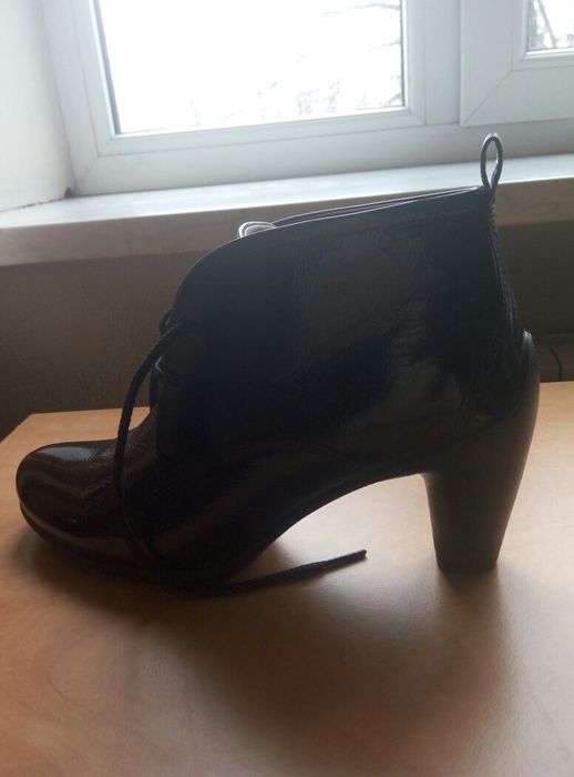 Ботинки женские Экко лаковая кожа