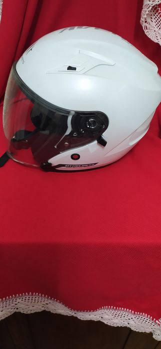 Capacete JET XL c/ óculos escuros escamoteáveis em excelente estado
