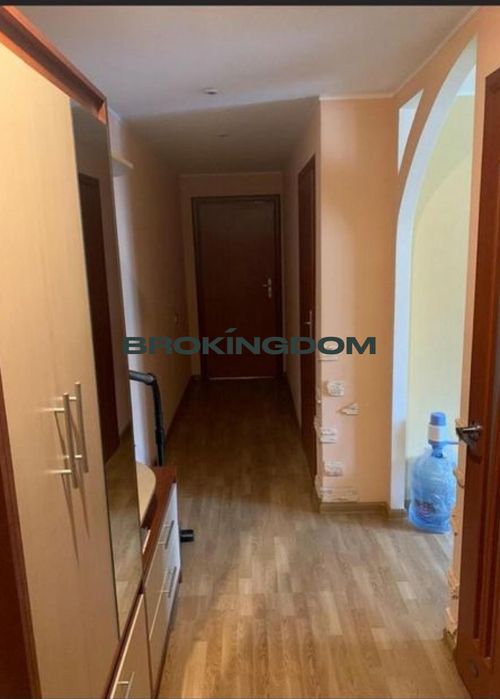 Продаж 2-кімнатної квартири по вул. Зодчих