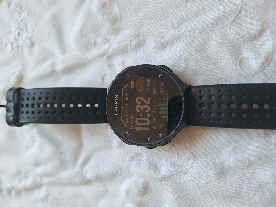 Garmin Forerunner 235