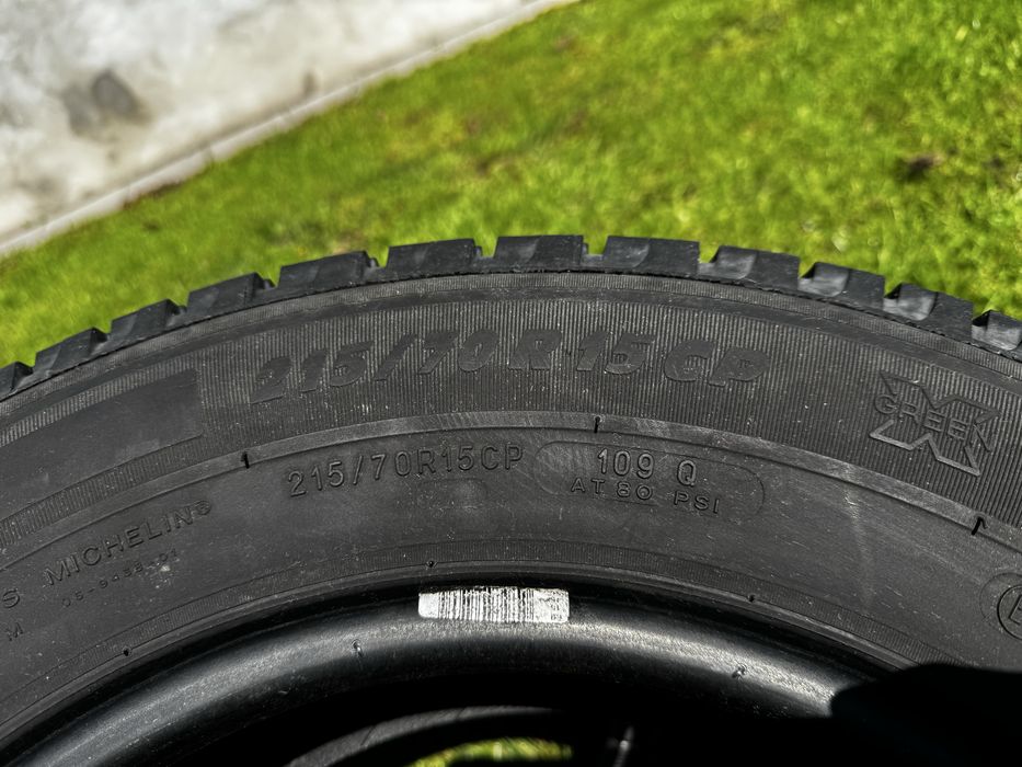 Opony Wielosezon michelin 215/70R15CP