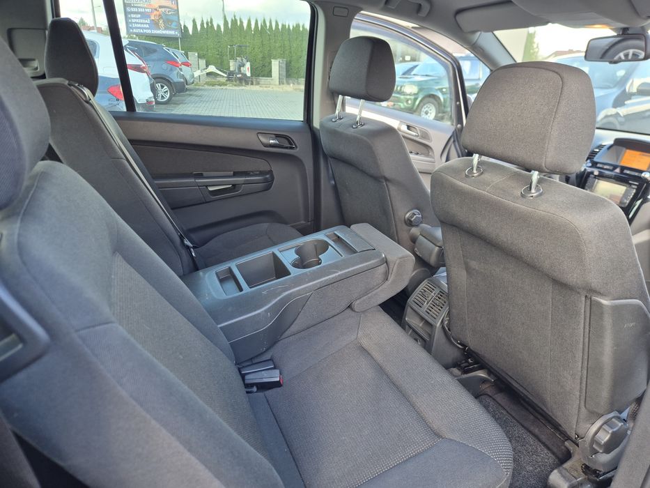 Opel Zafira, 1.8 benzyna, 7-osobowy ZADBANA