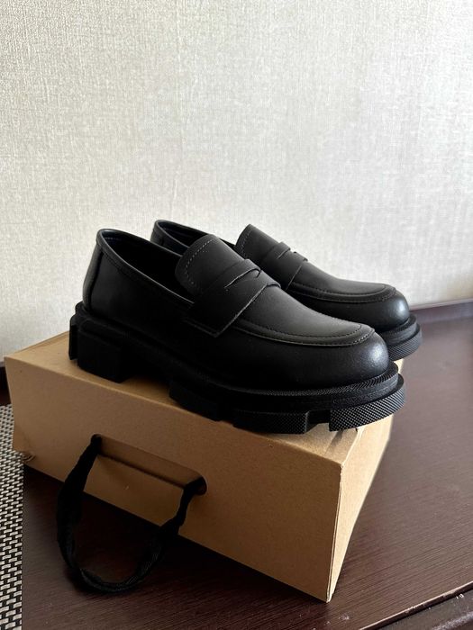 Жіночі черевики, лофери, бренд, шкіряні