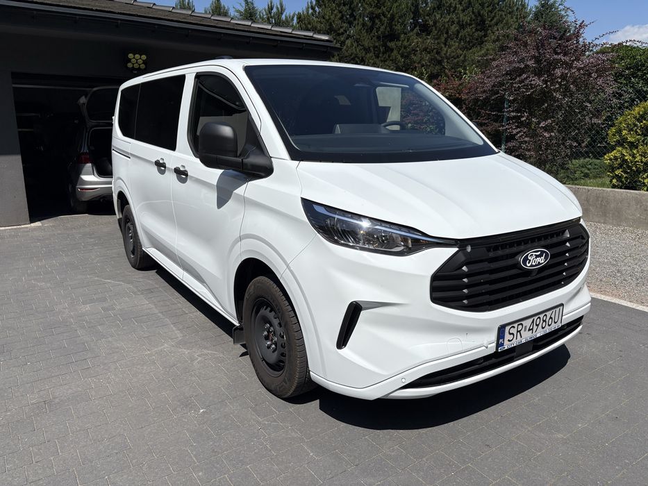 Wynajem busów 9 osobowych