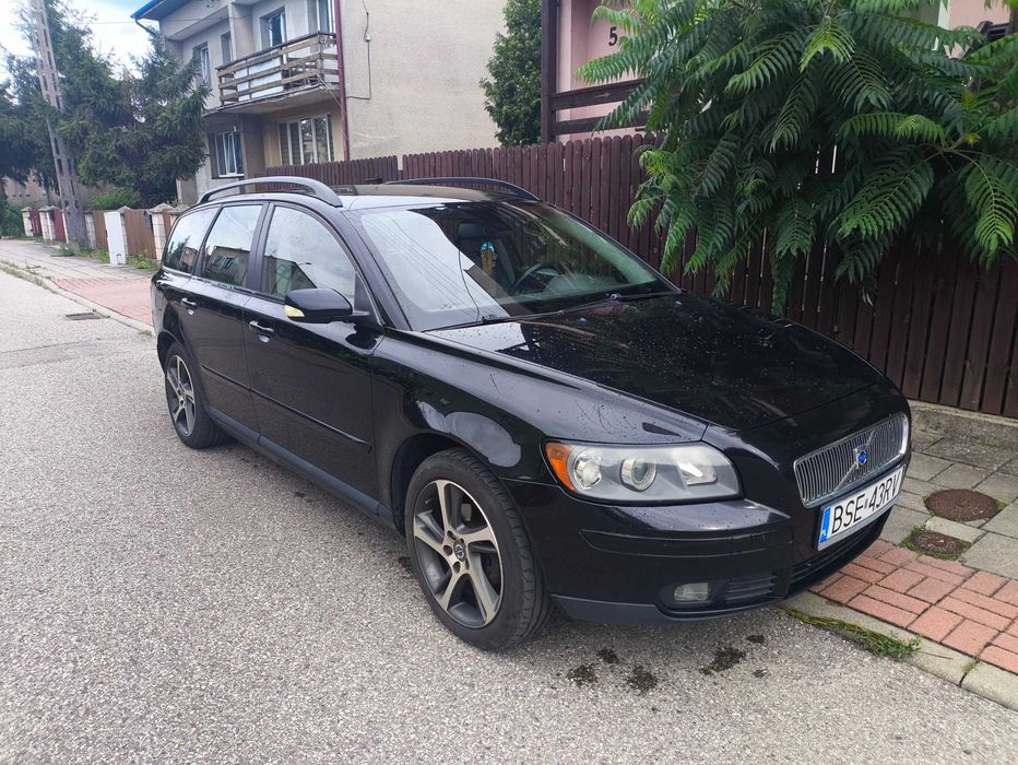 Volvo V50