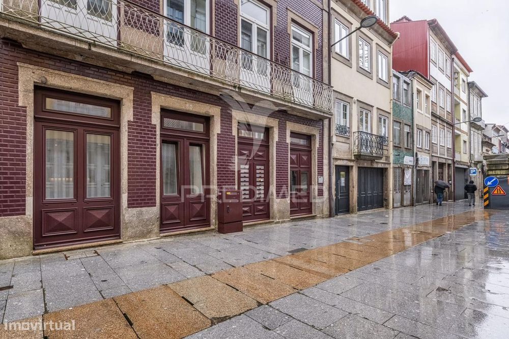 Apartamento T1 Semi-Novo no Coração de Braga – Pronto a Habitar