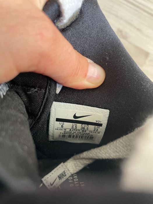 Buty damskie Nike Air Force 1 High Force is Female