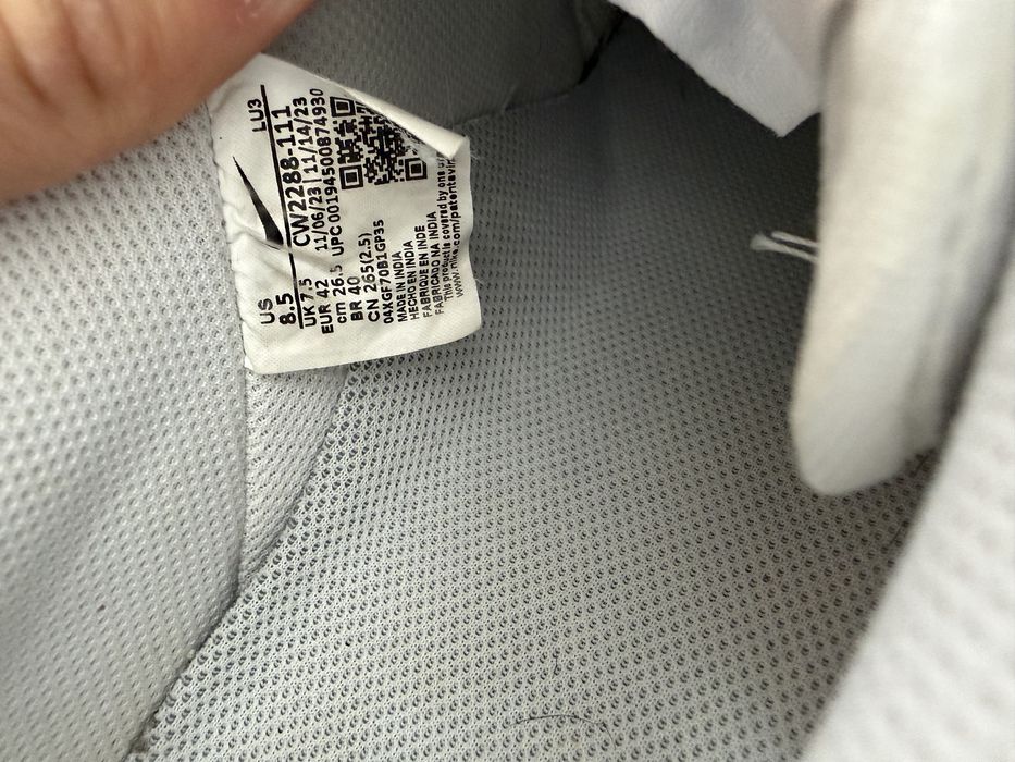 Кросівки Nike Air Force 1  42 розмір