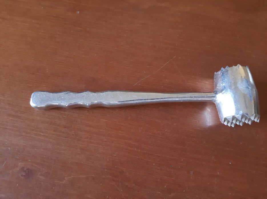 Tłuczek do mięsa aluminiowy metalowy
