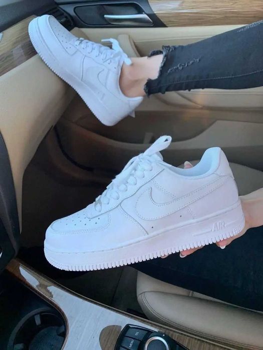 Жіночі кросівки Nike Air Force 1 ( 2 Кольори )