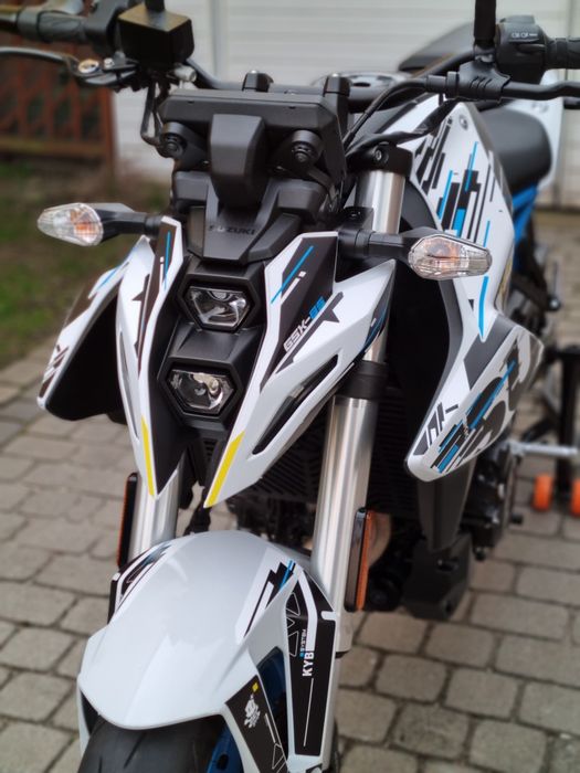 Suzuki PEŁNA MOC odblokowany (w papier A2 35 KW) gsx8s Wyjątkowy  gsx