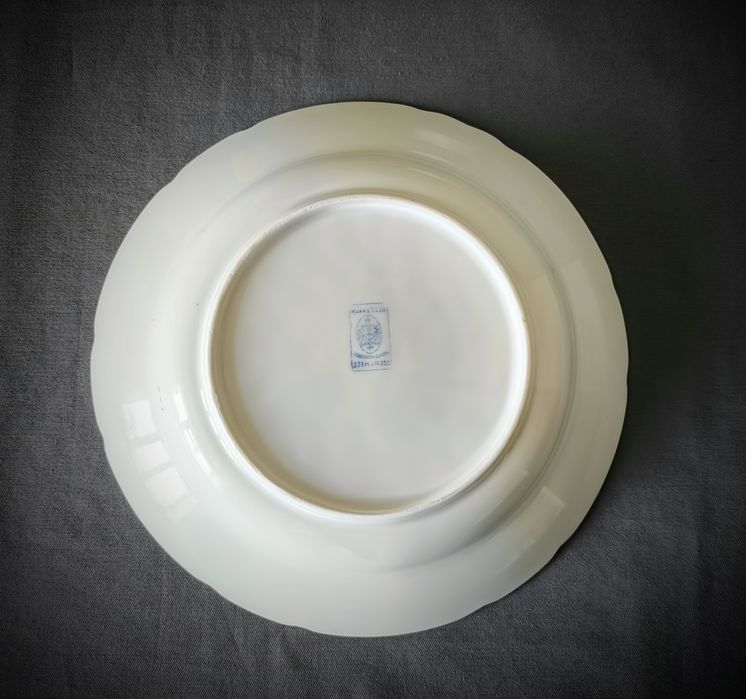 Посуда тарелка ВСЕУКРТРЕСТ 20-ые фарфор ранние советы НЭП