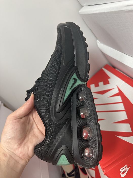 Чоловічі кросівки Supreme × Nike Air Max Dn Black/Green
