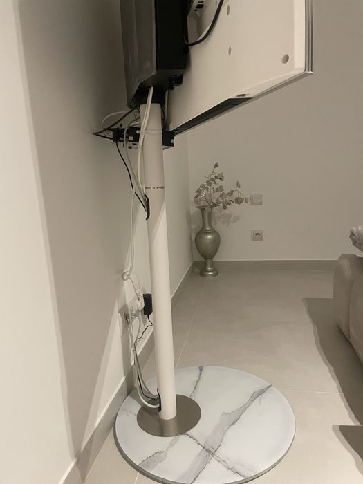 Stojak imitacja marmuru pod TV